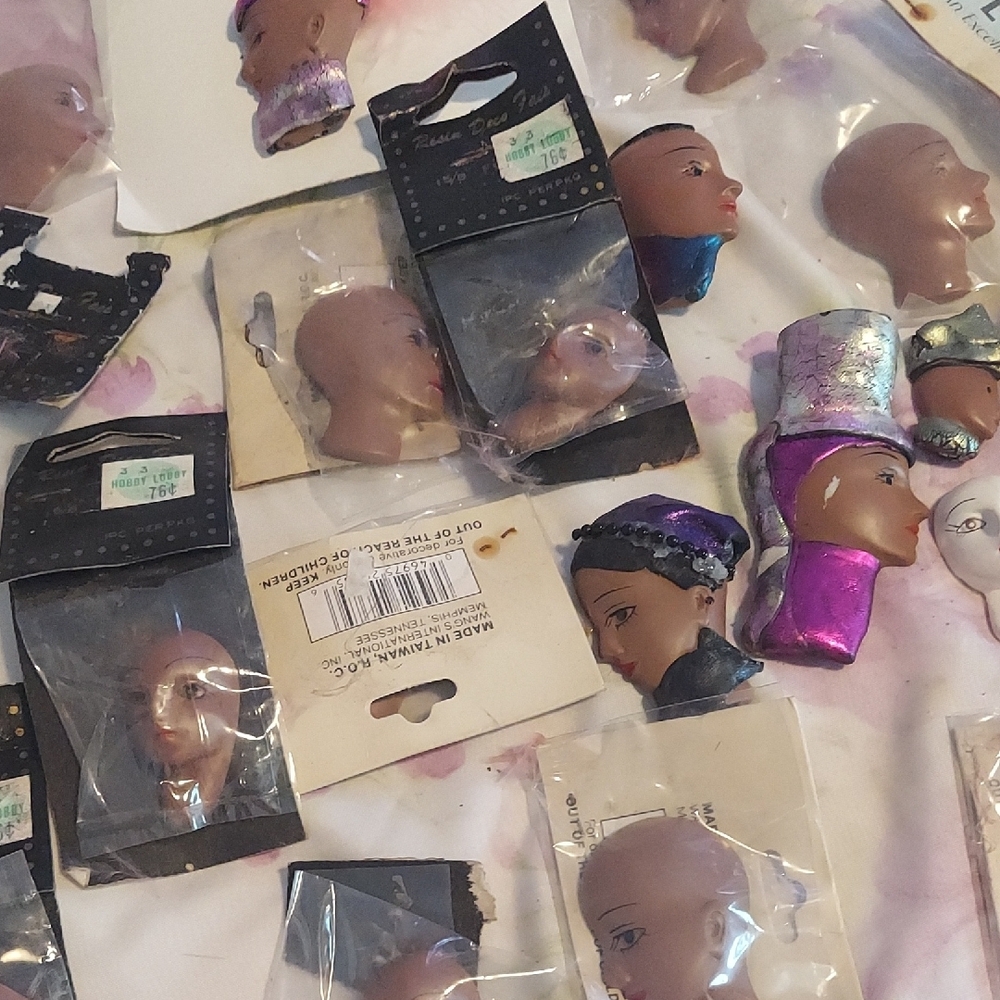 8/$10 All Pieces For $6  Vintage Assorted Deco Flex Doll Heads Set - Picture 8 of 16